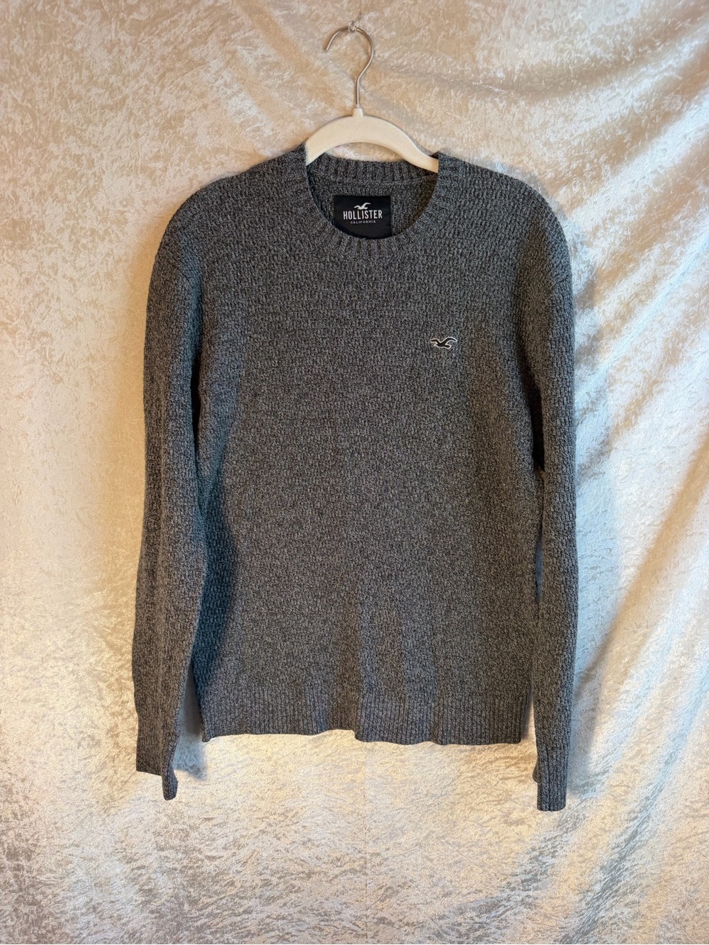 Hollister Gray Knit Crewneck Sweater Logo Size Small Classic Y2K Preppy